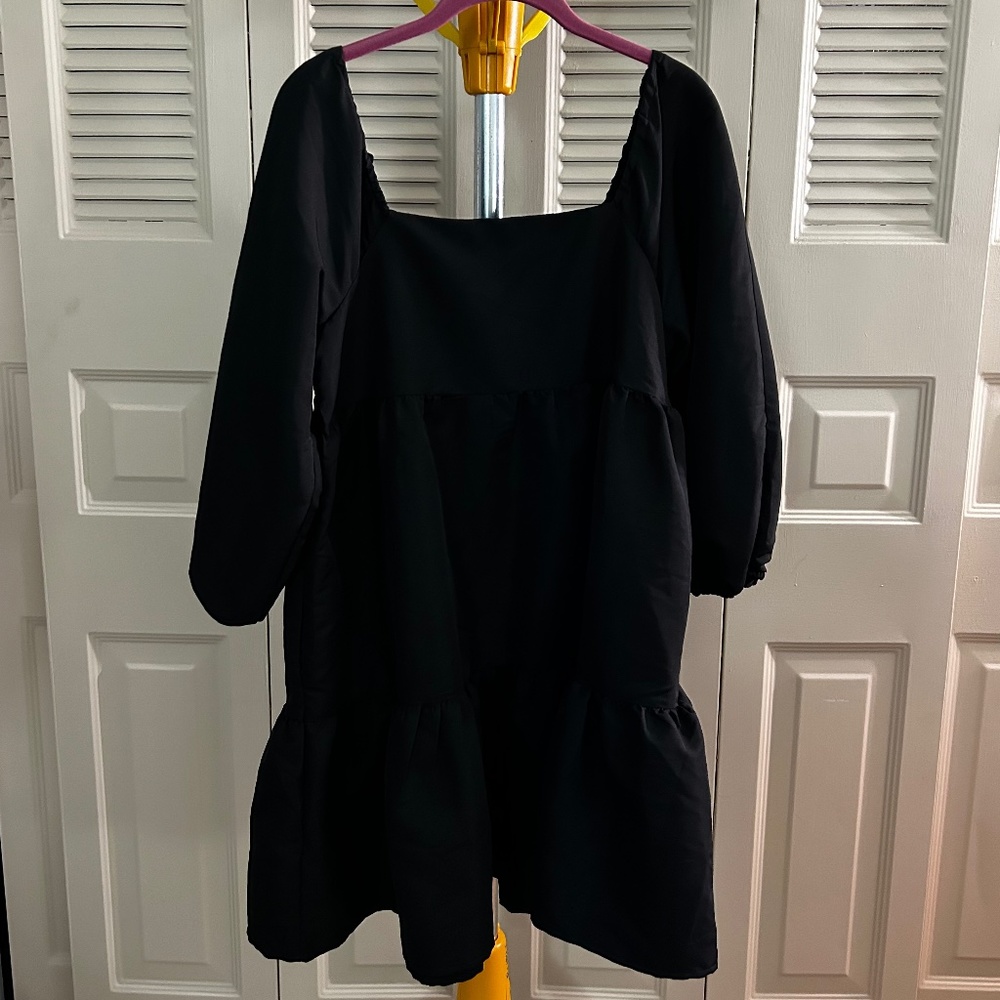 Large Levi's Black Midi Dress